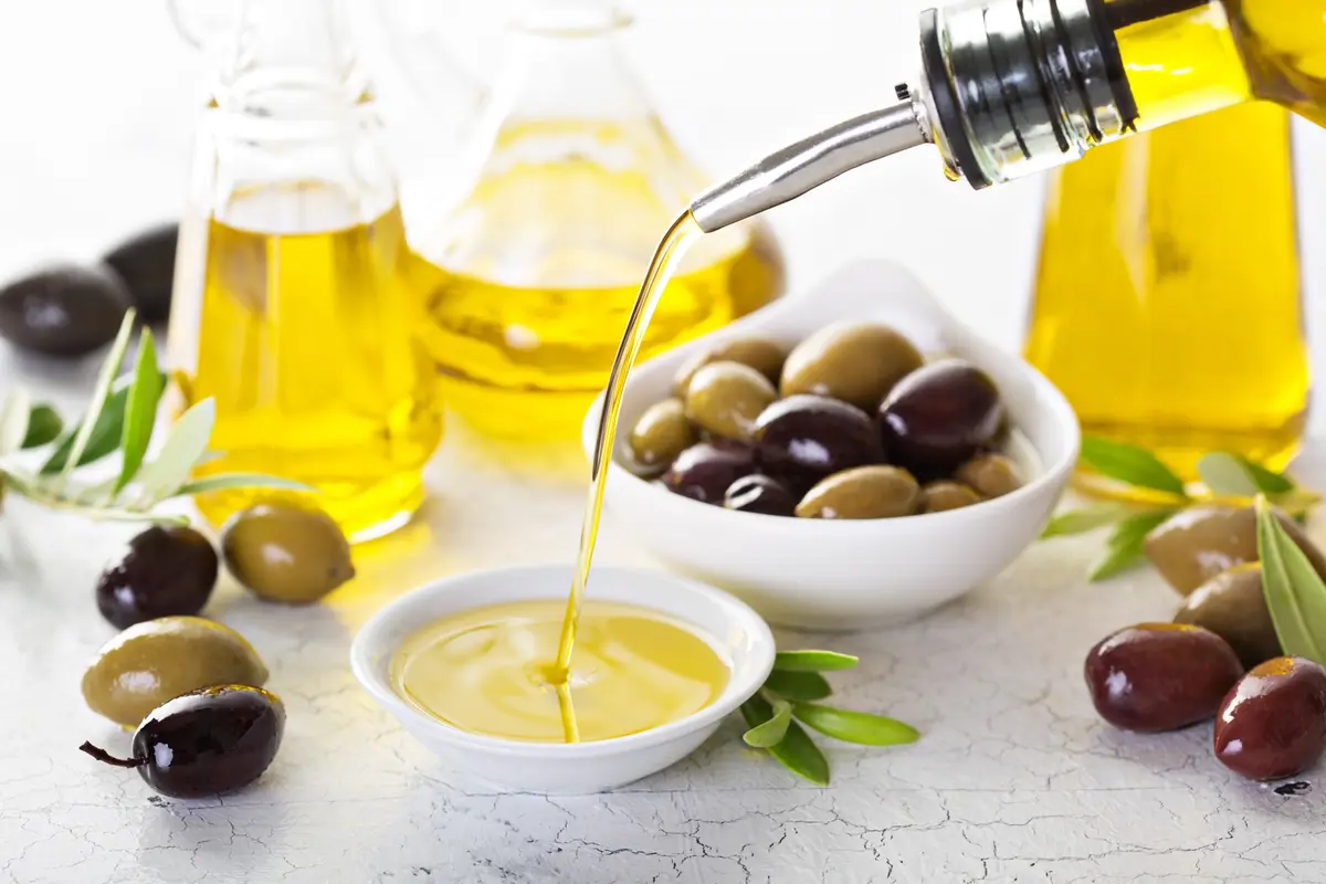Wine, olive oil and the Apulian table